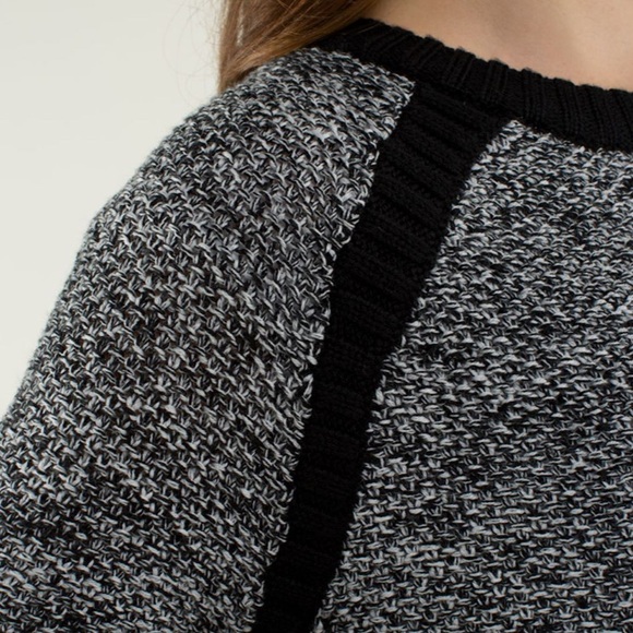 Lululemon Passage Sweater - Picture 3 of 6
